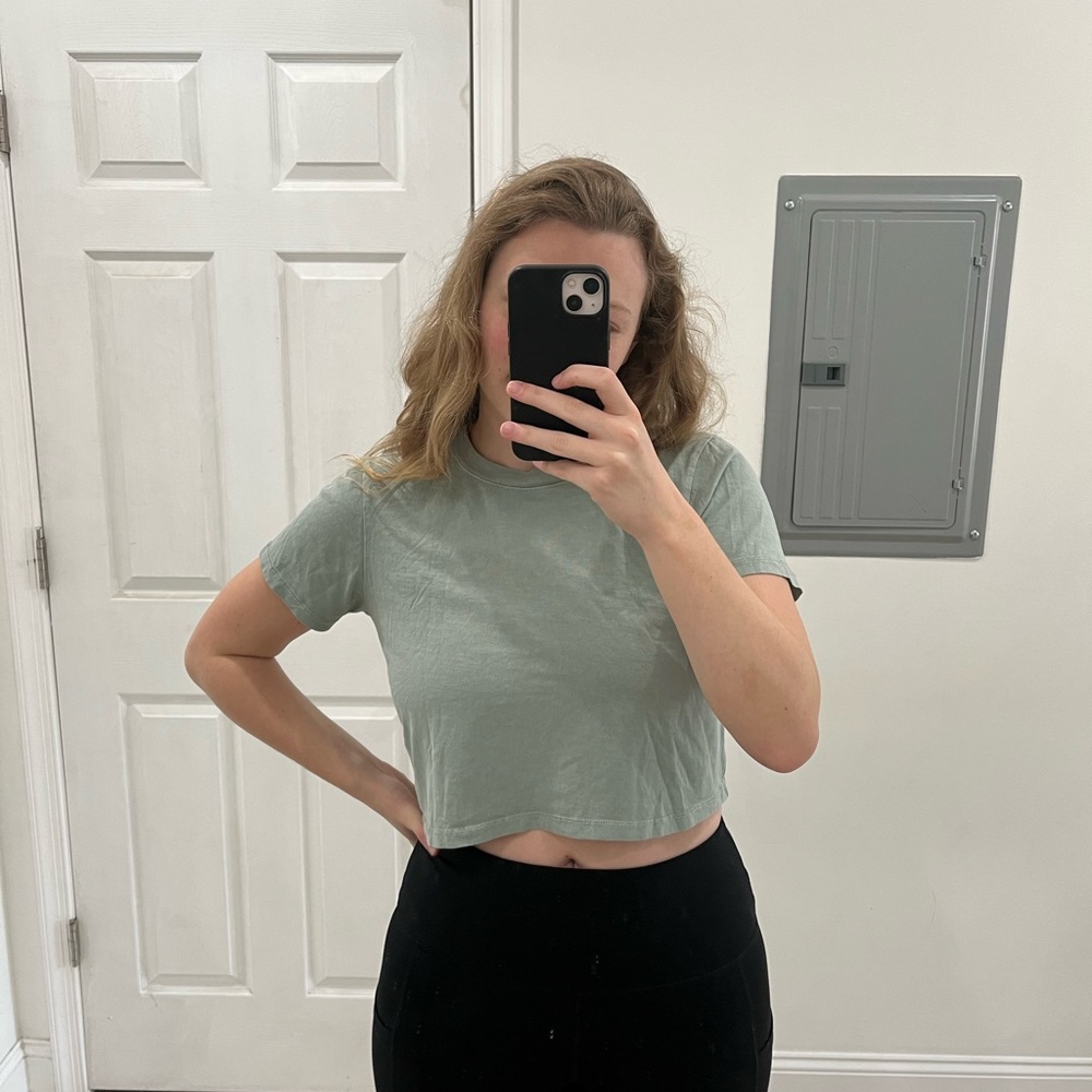 Cotton On crop top